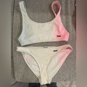 Triangl Bikini